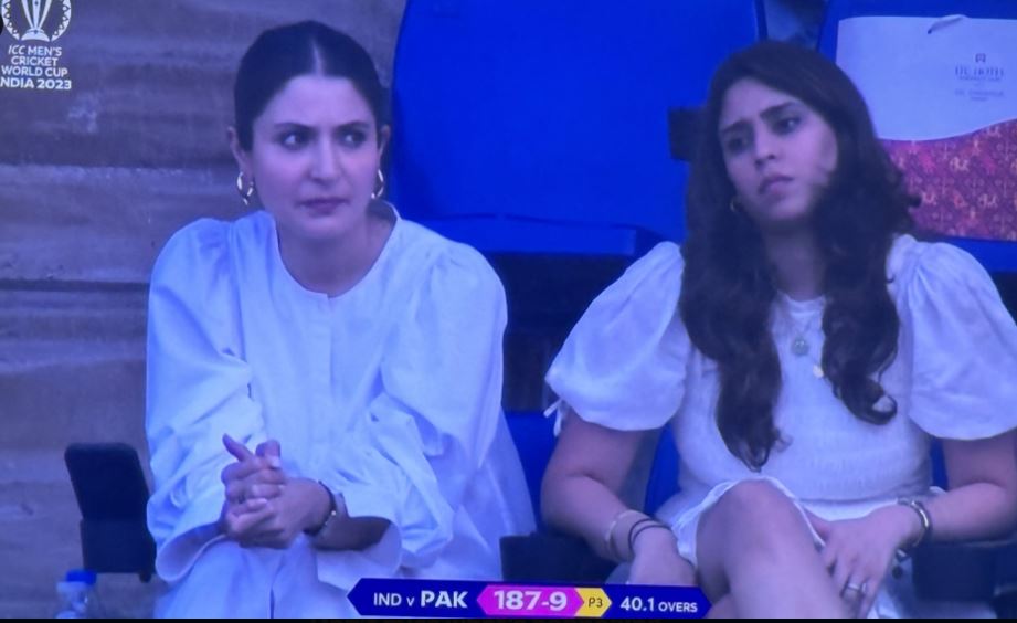 Anushka Sharma and Ritika Sajdeh's Enigmatic Expressions: What's Behind  Their Reactions at India Vs Pakistan Match?” – Bollywood News – Latest  Entertainment News | Bollywood Gossips